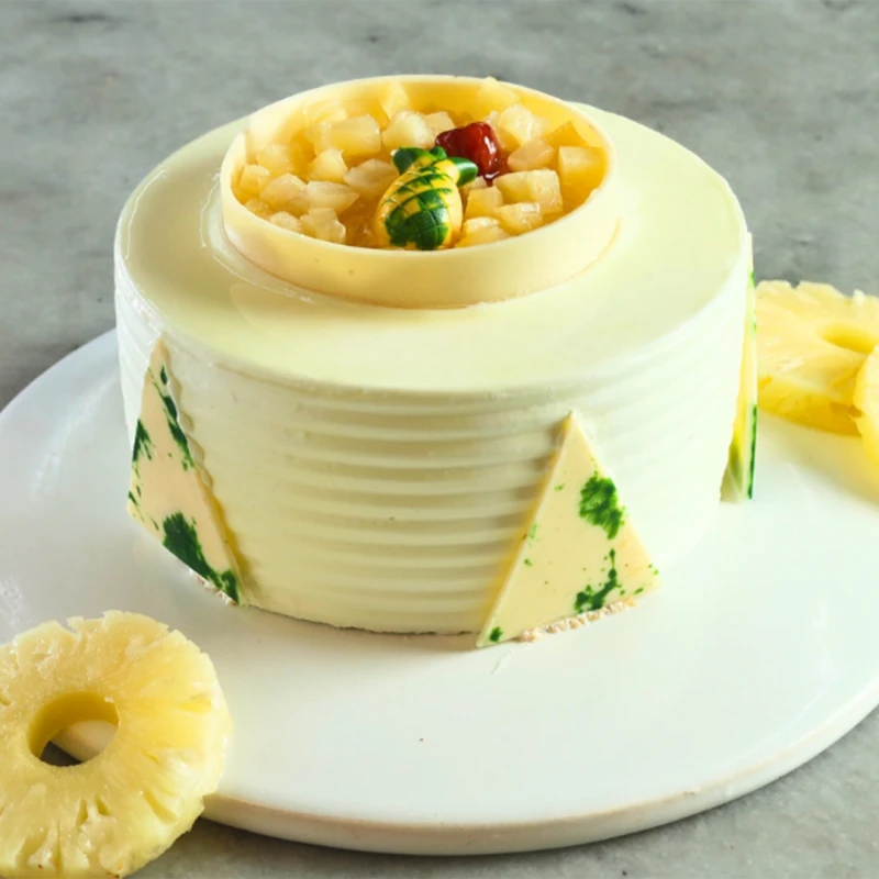 Creamy Pineapple Delight Cake - Small