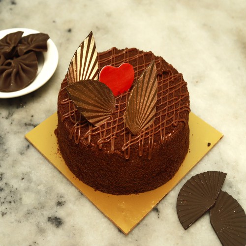 Fudge Brownie Swirl Cake - Small